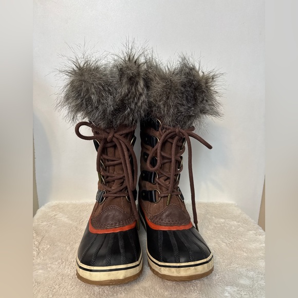 🤎 SOREL - Joan of Arctic Women’s Winter Boots L. Size 8 but fit big. - Picture 9 of 12